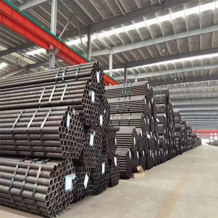 5115 5120 5140 4140 4120 1020 1045 4130 Astm A335 P11 أنابيب الفولاذ اللاصق الأنابيب المستديرة السلسة
