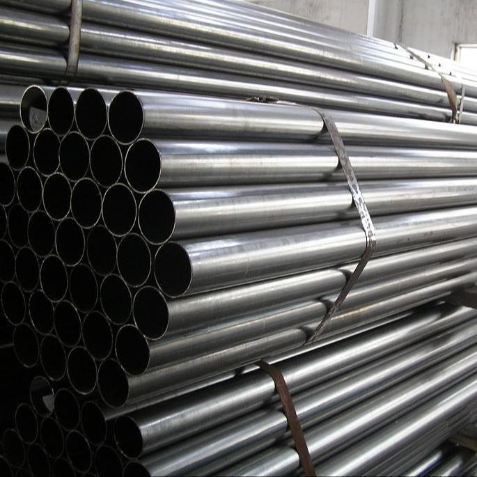 أنبوب الفولاذ غير المسامس المسحوب بارد لآلات البناء astm a335 p11 أنبوب الفولاذ سبائك